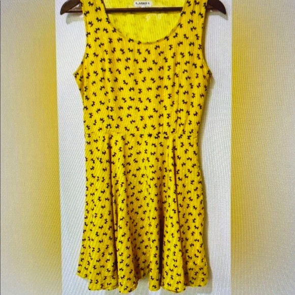 Yellow and Black Patterned Dress - Picture 1 of 2